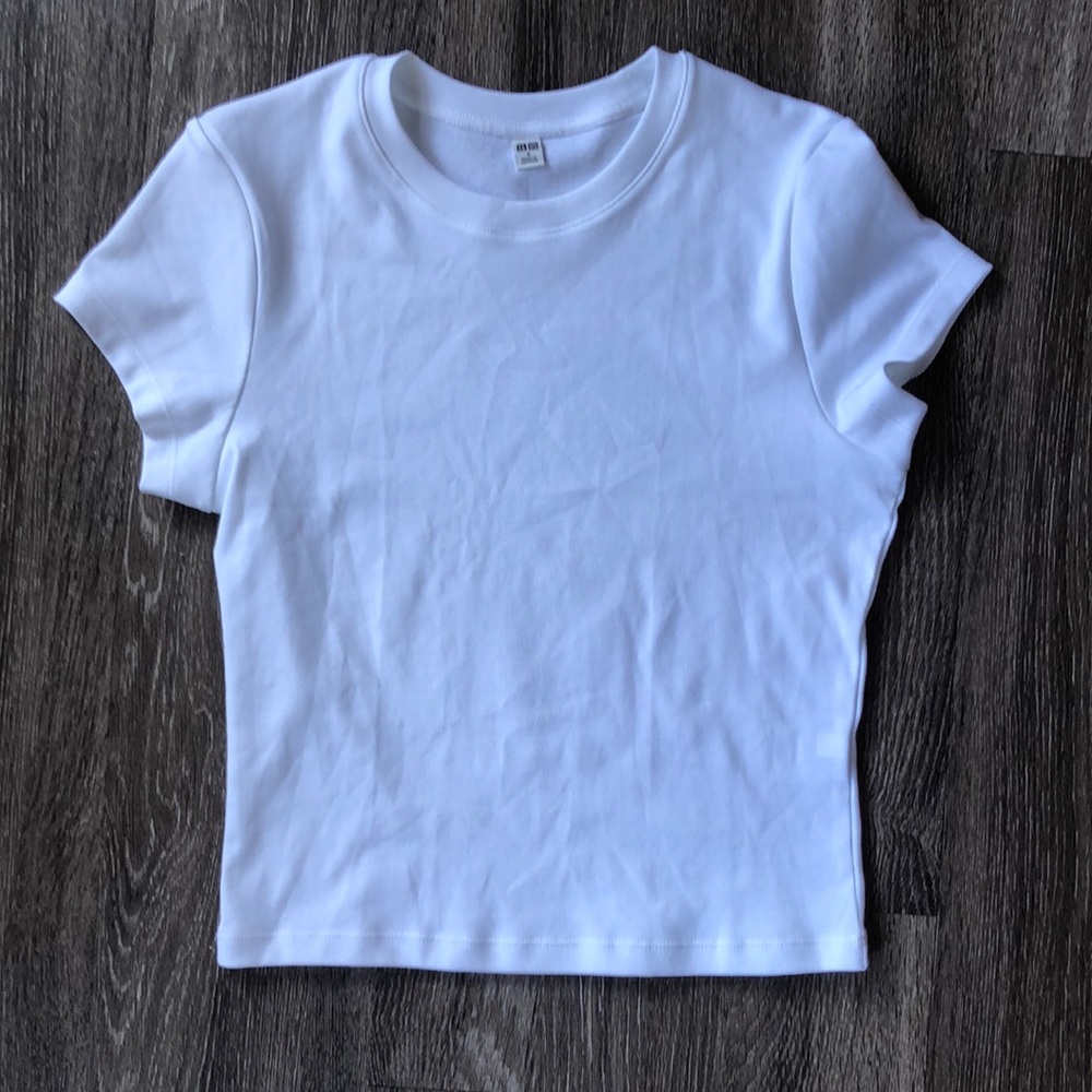 Uniqlo Baby Tee